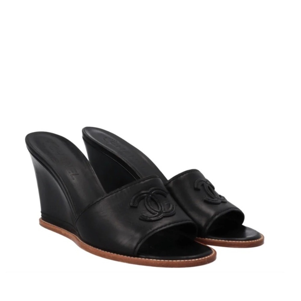 Chanel Vintage Black Leather CC Logo Wedge Slide Sandals Size 39.5